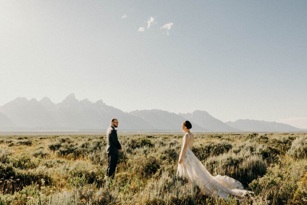 intimate ceremony at the wedding tree