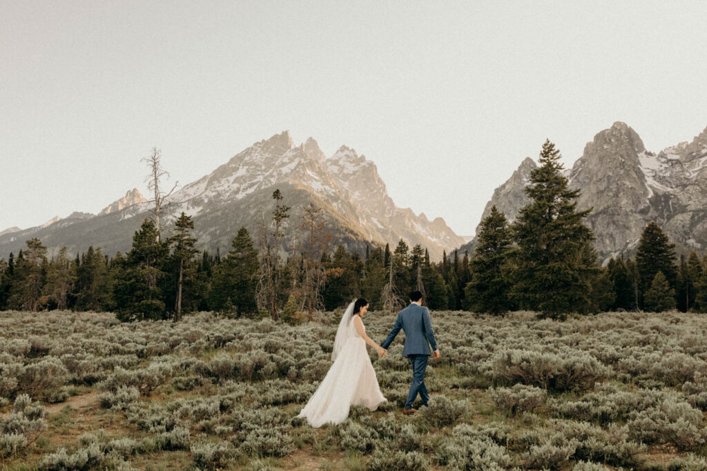 Spring Wedding at Wildflower Lodge | Chris & Kathleen - Erin Wheat Co.