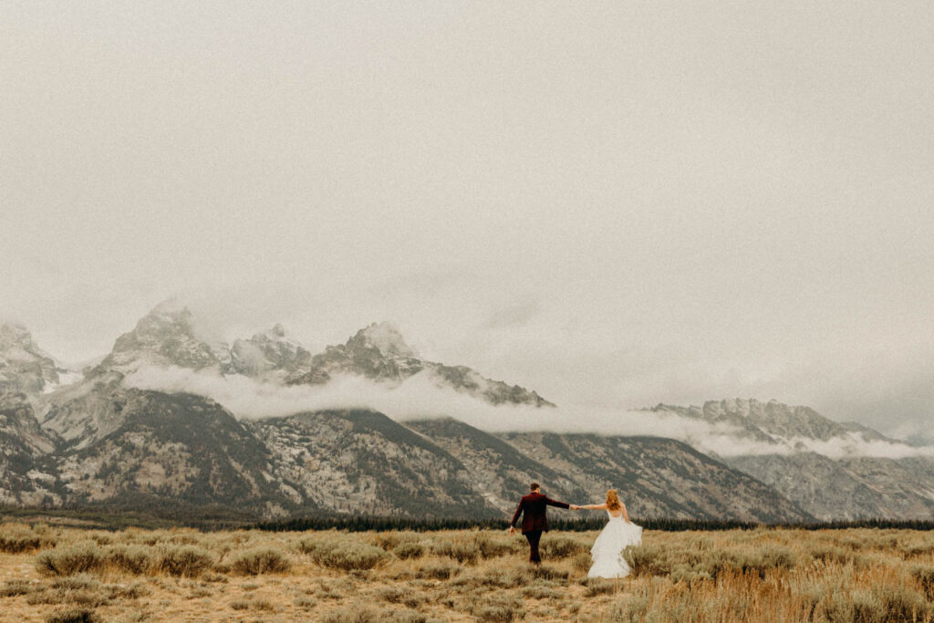 Most Incredible Fall Teton Wedding | Noelle & Patrick - Erin Wheat Co.